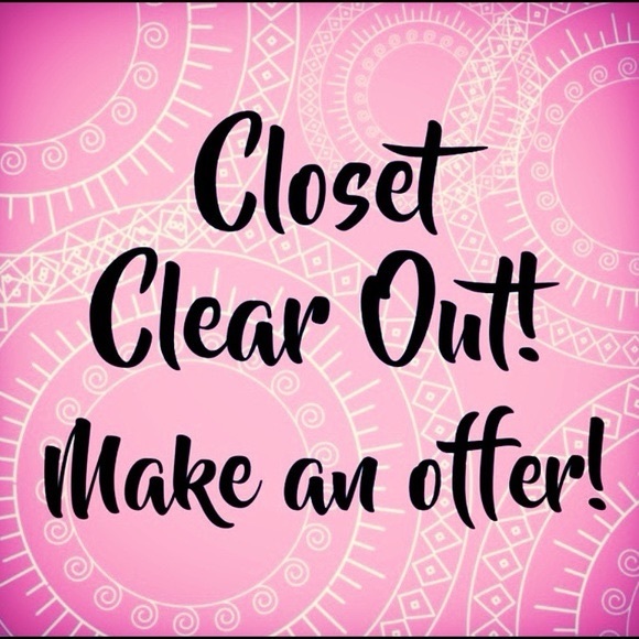 MAKE AN OFFER!  Closet Clear Out! - Picture 1 of 1